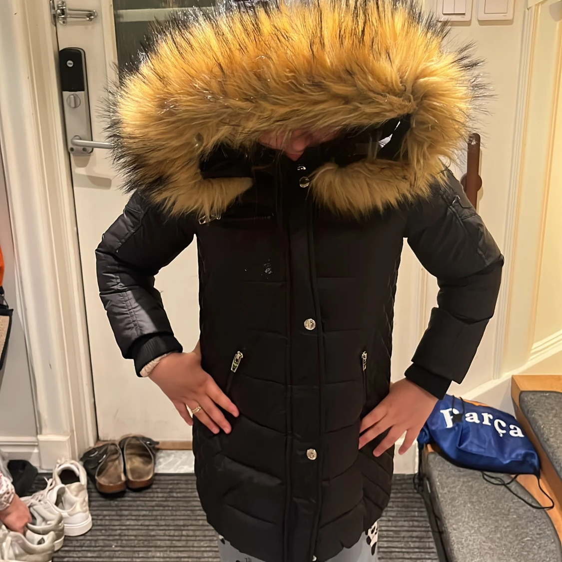 Svart Rockandblue dunjacka med päls