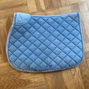 Schabrak, stl ponny   - Fint schabrak, stl ponny.