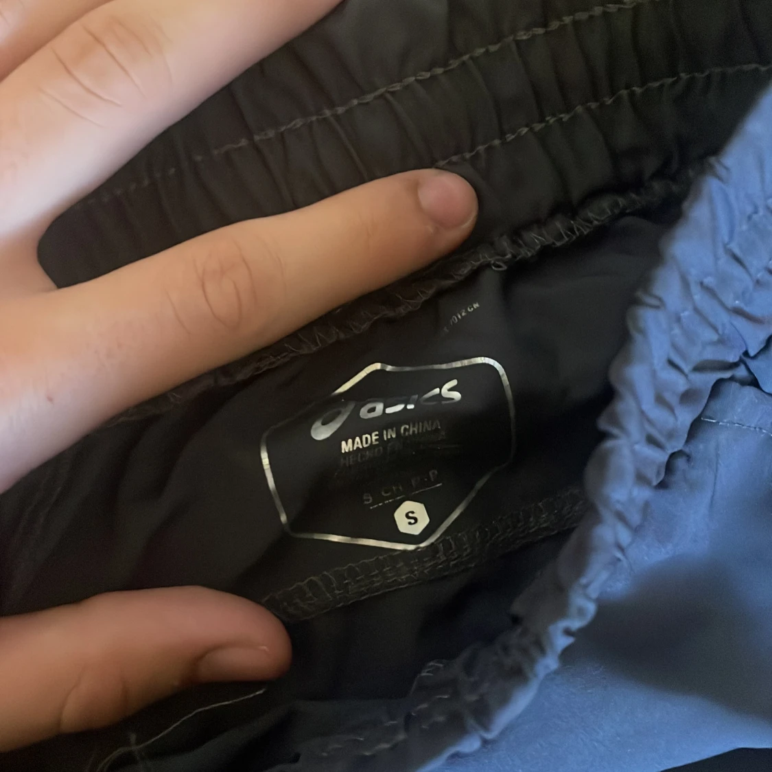 Svarta träningsbyxor från Asics - 2