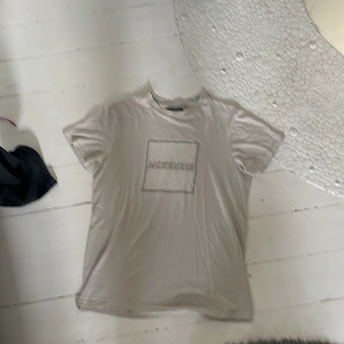 McKenzie T-shirt ljus grå beige