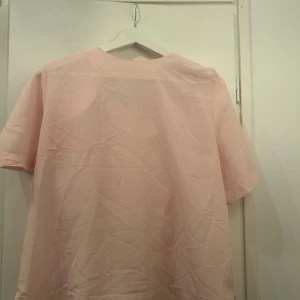 Satin topp - Söt festtopp i satin
