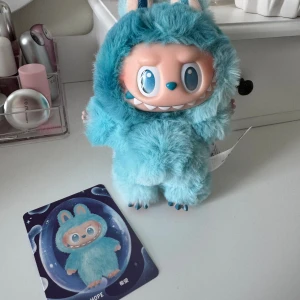 Big into energy Labubu  - Säljer denna Big into energy Labubu. Finns bevis på köp från POPMART hemsida om så önskas❤️