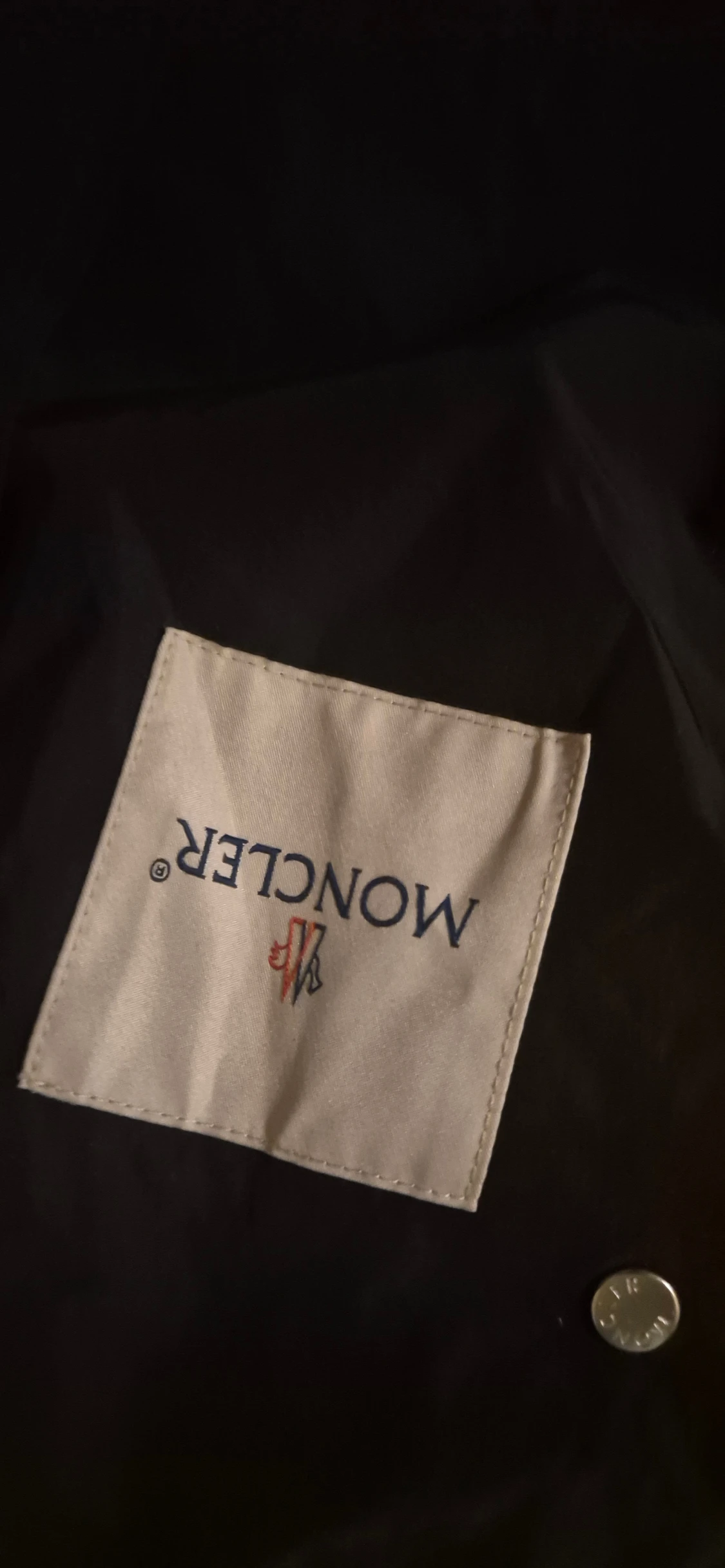 Svart vindjacka från Moncler - 4