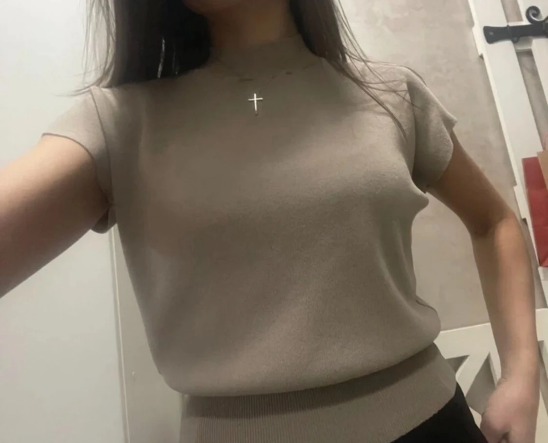 Stickad mock neck topp