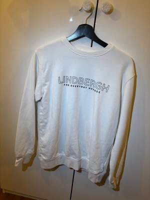 Lindbergh tröja - Fint skick, använd max 2 gånger, storlek S
