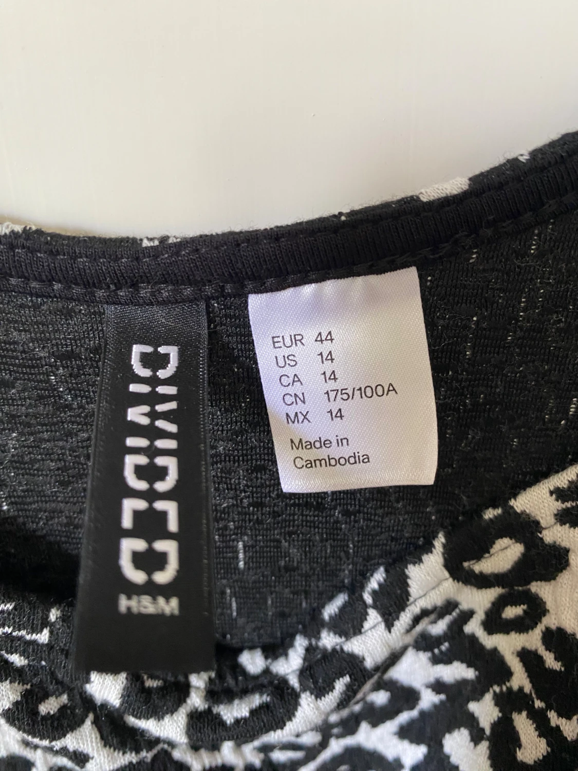 Mönstrad klänning från  - 3