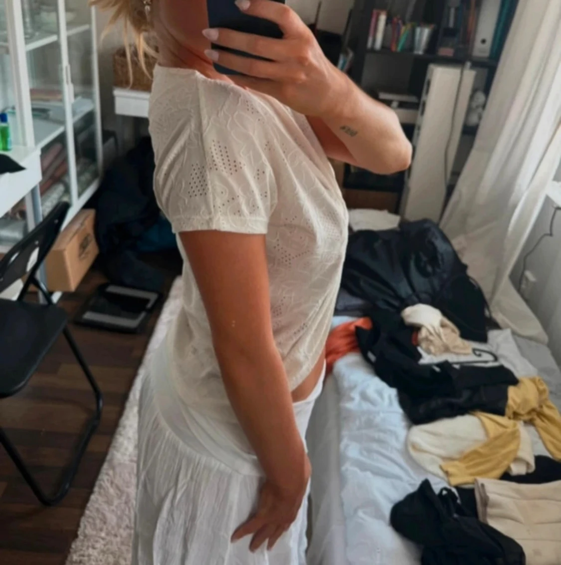 Vit omlott croppad blus - 1