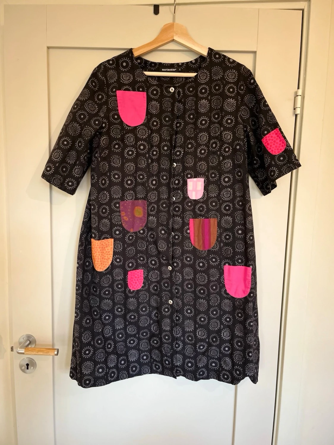 Marimekko svart mönstrad klänning