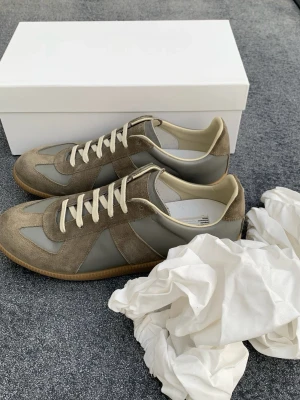 Maison Margiela gats - Ett par superfeta gats i storlek 44, box och dustbags fås med, skickar samma dag!