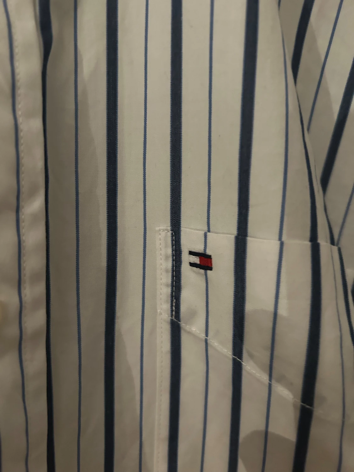 Randig skjorta från Tommy Hilfiger - 1