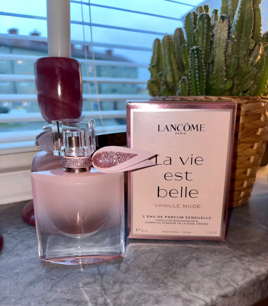 La Vie Est Belle Vanille Nude