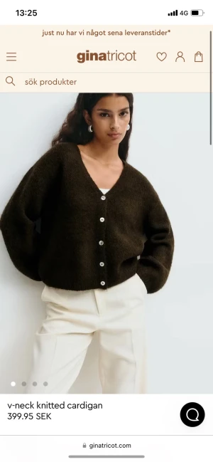 SÖKER!!!!! - Söker denna kofta i brun från Gina tricot!!! Storlek M eller L. Köper jättegärna om någon har!💔