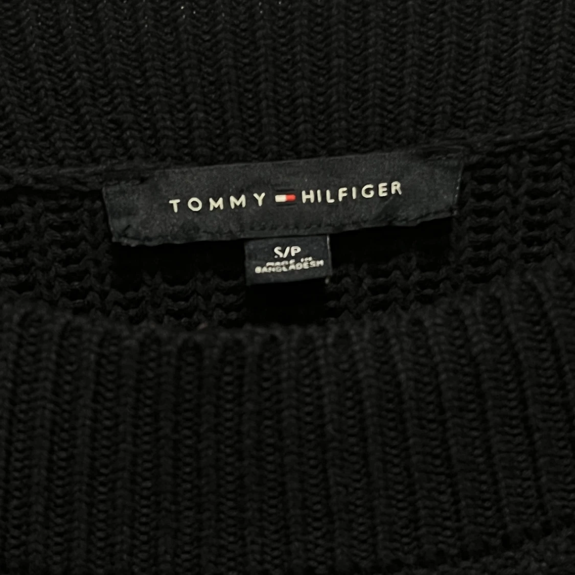 Stickad tröja från Tommy Hilfiger storlek S - 2