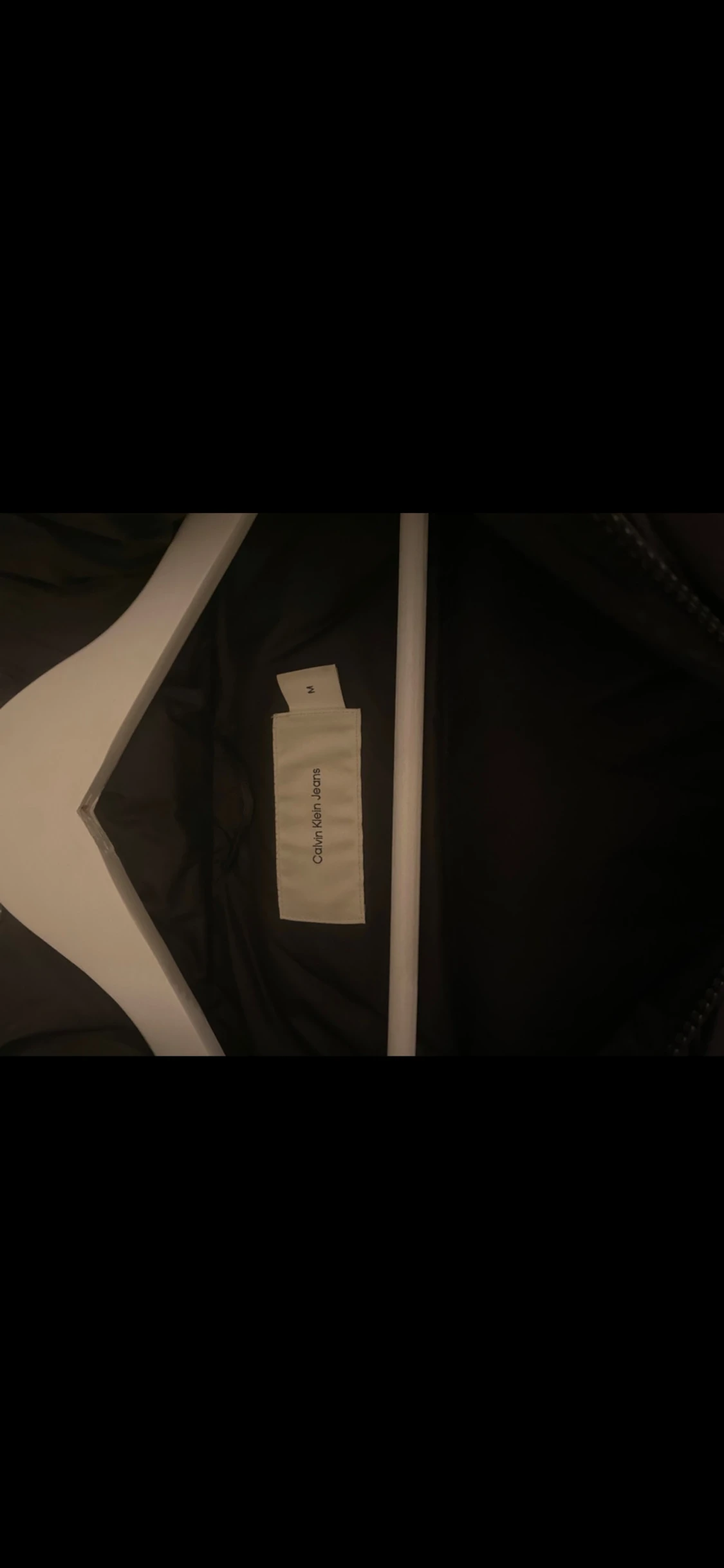 Svart vinterjacka från Calvin Klein - 3