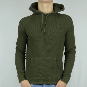 Ralph Lauren hoodie  - POLO RALPH LAUREN HOODIE  Storlek : S  Passform : Normal / lite mindre  Användning : Hoodien är i ett fint skick utan defekter  Nypris : Cirka 2000SEK  Modellen på bilen är 182CM och väger 76KG