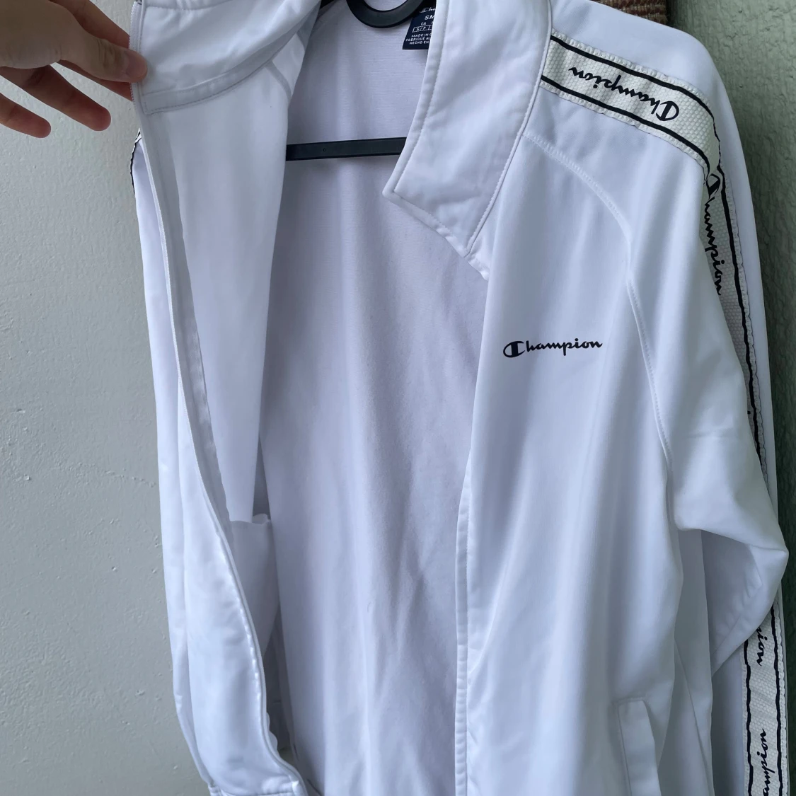 Vit vindjacka från Champion - 2