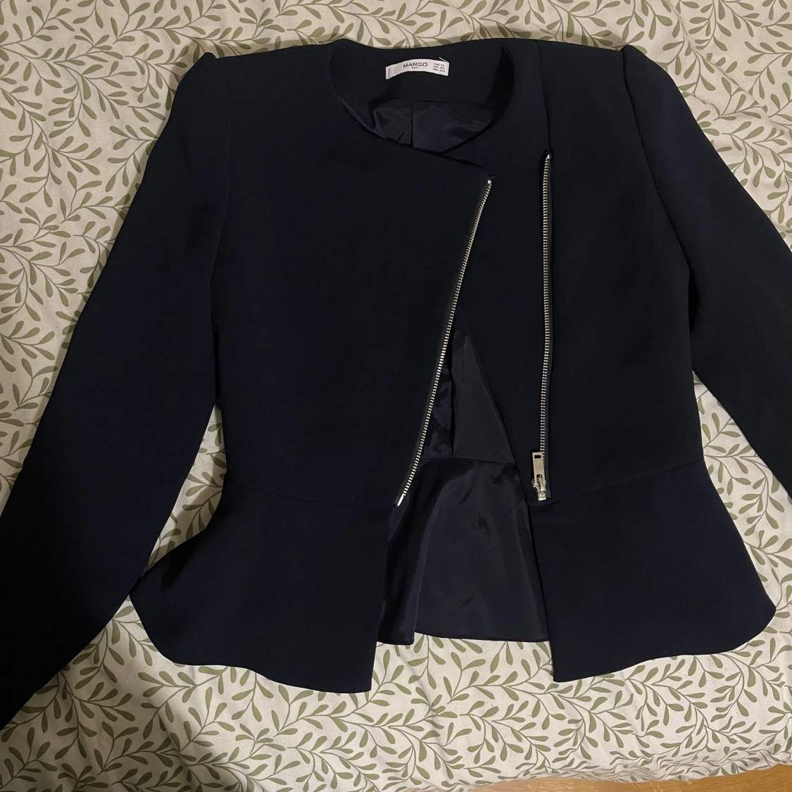 Svart kavajjacka från Mango XS - 1