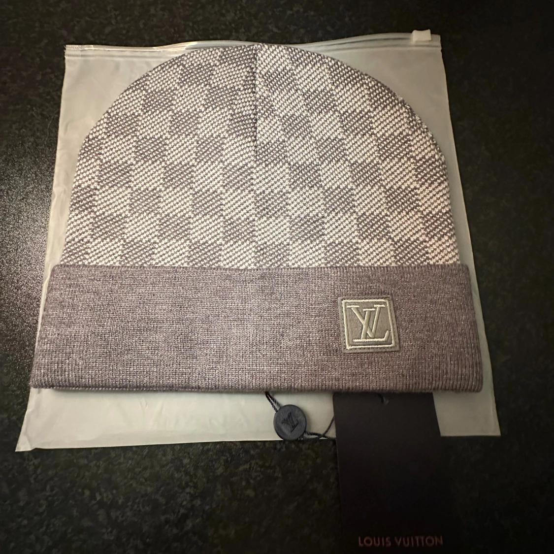 Grå rutig mössa Förbeställ tiktok:Marknads.closet