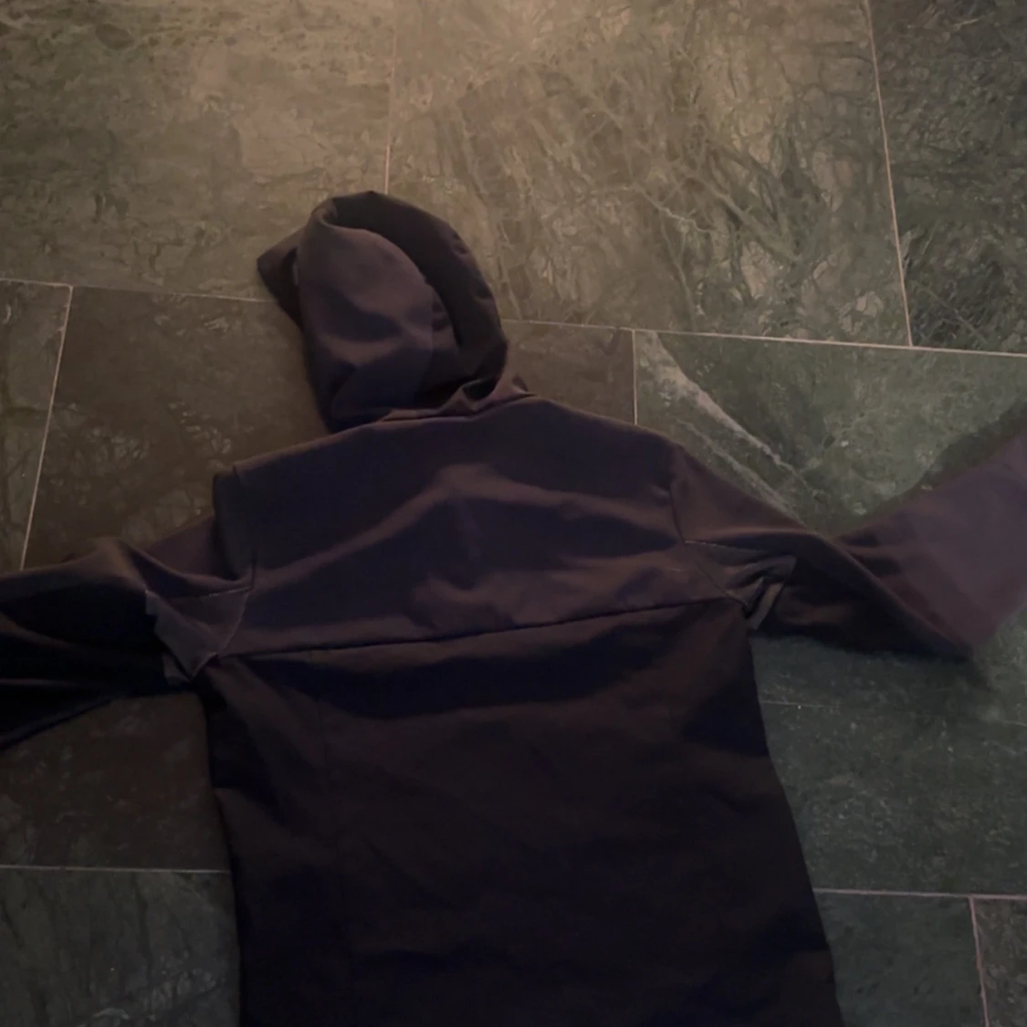 Svart vindjacka från Hugo Boss - 2