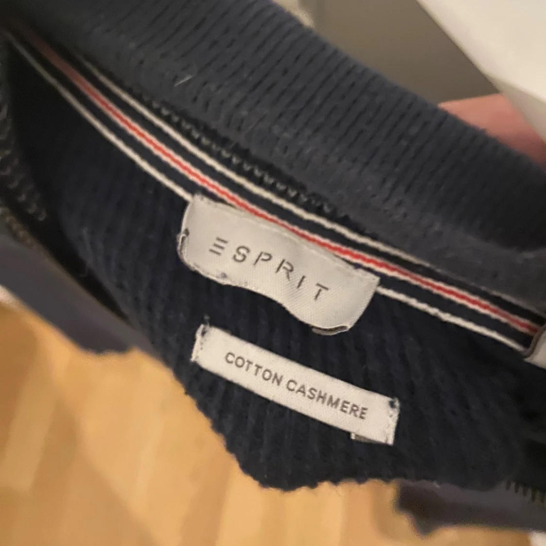 Mörkblå esprit tröja  - 1