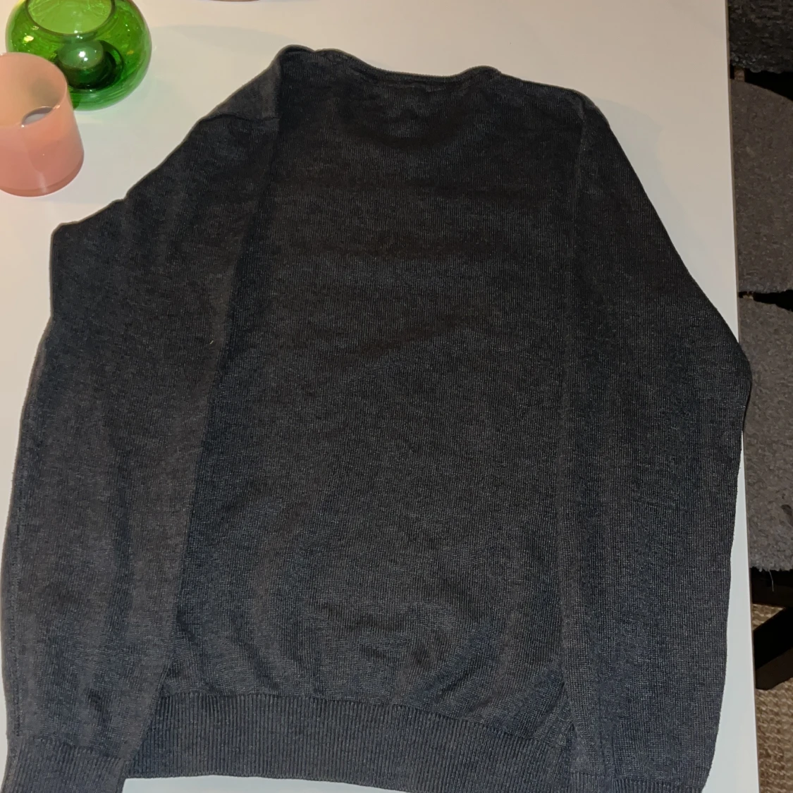 Mörkgrå stickad tröja från Volcom - 1