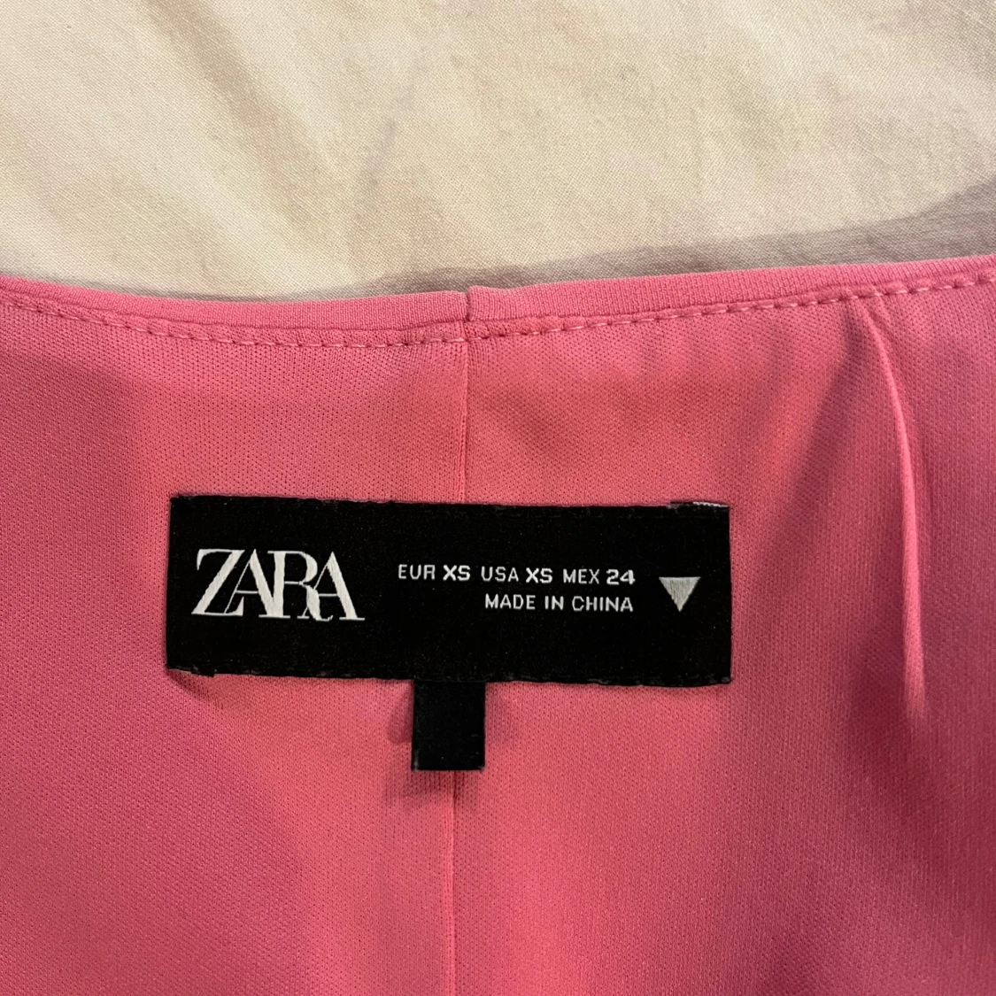 Rosa linnetopp från Zara XS - 2