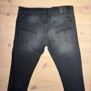 Nudie jeans - Nudie jeans (Tight long john) | Storlek: W32 L32 | Skick: 9/10 | Hör gärna av er vid frågor och funderingar! Pris går att diskutera vid smidig affär🤗