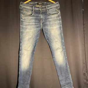 Replay anbass hyperflex  - Säljer dessa replay anbass hyperflex storlek W28 L30