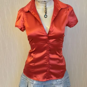 Tight fit stretch button up shirt  - Tag says S but it fits more like XS