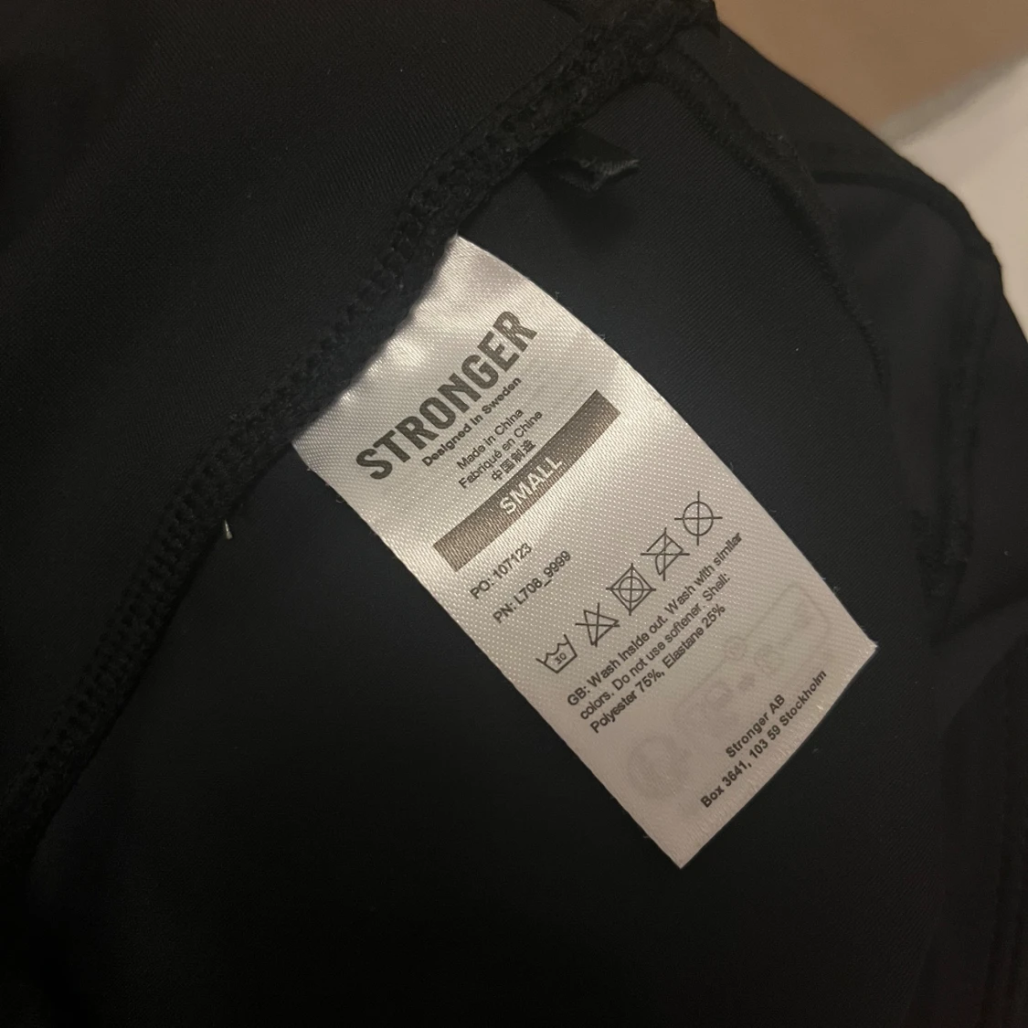 Svarta träningstights från Stronger med fickor (nya) - 2