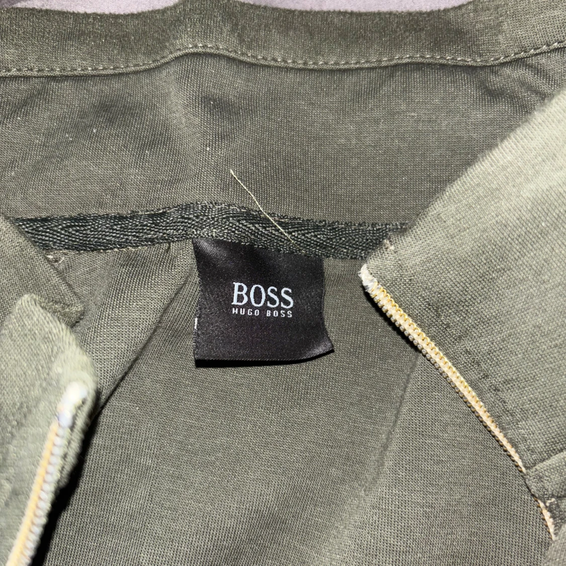 Grön zipjacka från Hugo Boss - 2