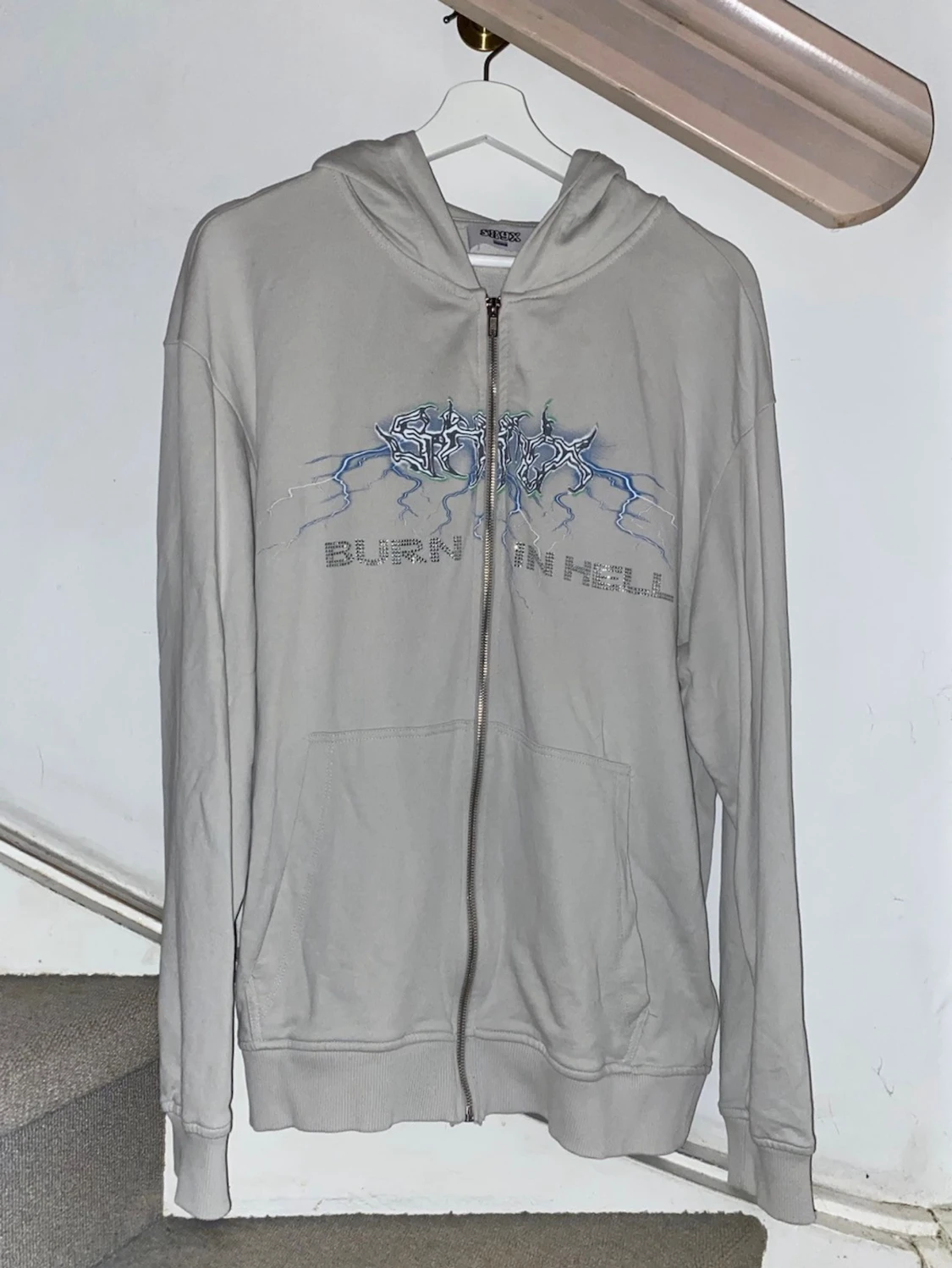 Zip hoodie från STHYX