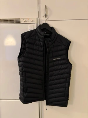 peak performance väst - använd endast 1 gång