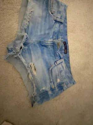 Snygga jeansshorts - Jätte bra skick och hur snygga som helst