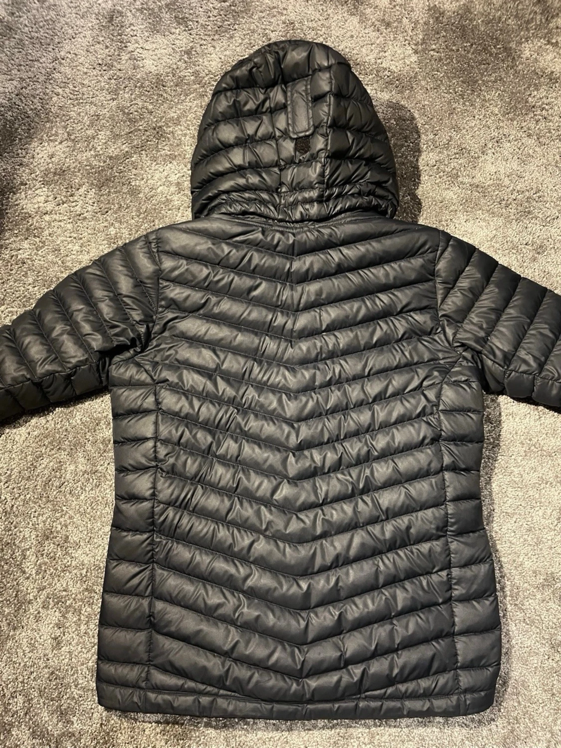 Svart dunjacka Peak Performance - 4