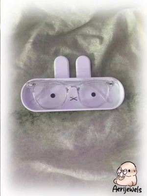 Miffy  - Skriven av mig och min pappa på våran 3d skrivare🫶🏼 ca 8-9 cm lång! Vid köp av fler kan man få rabatt:)) (fler finns i lager) #coquette #anime #kpop #deco #kawaii #trinket #studioghibli #shoujo #manga #emo #alt #cute #grunge