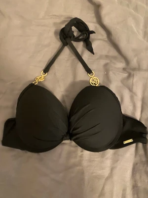 Bikini med push up  - Storlek 75b 