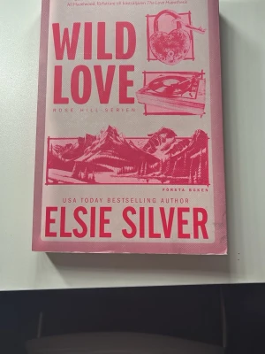 Wild Love (svenskt översatt) - Wild Love är första boken i Rose Hill-serien, en romantisk berättelse om Ford och Rosie i småstaden Rose Hill. 