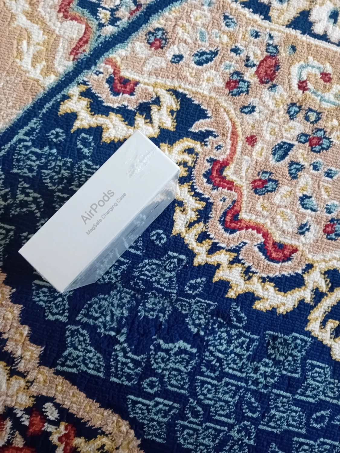 Apple AirPods MagSafe Charging Case - 3