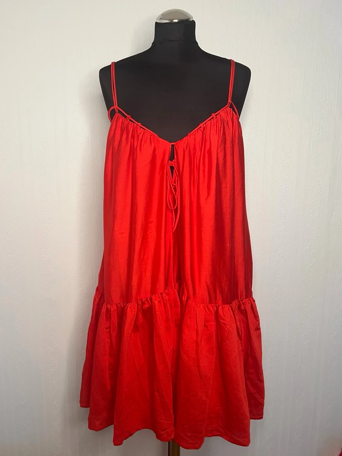 Röd sommarklänning från H&M XS