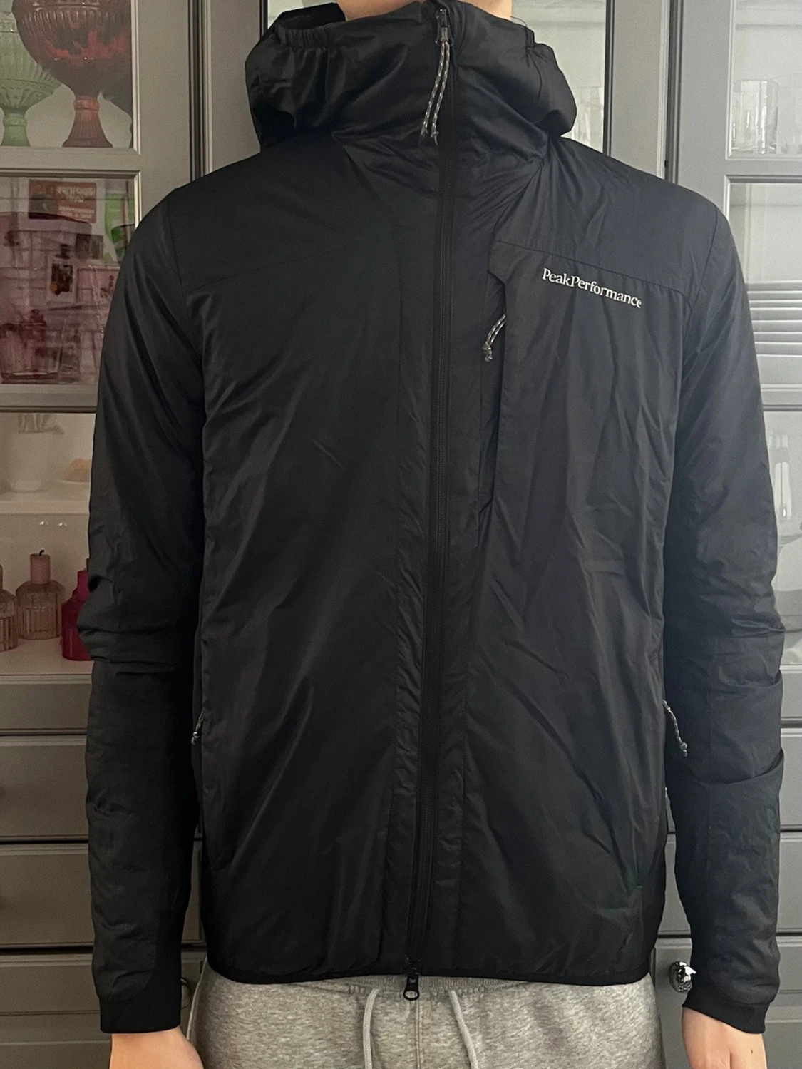 Svart vinterjacka från Peak Performance. Stl S/M