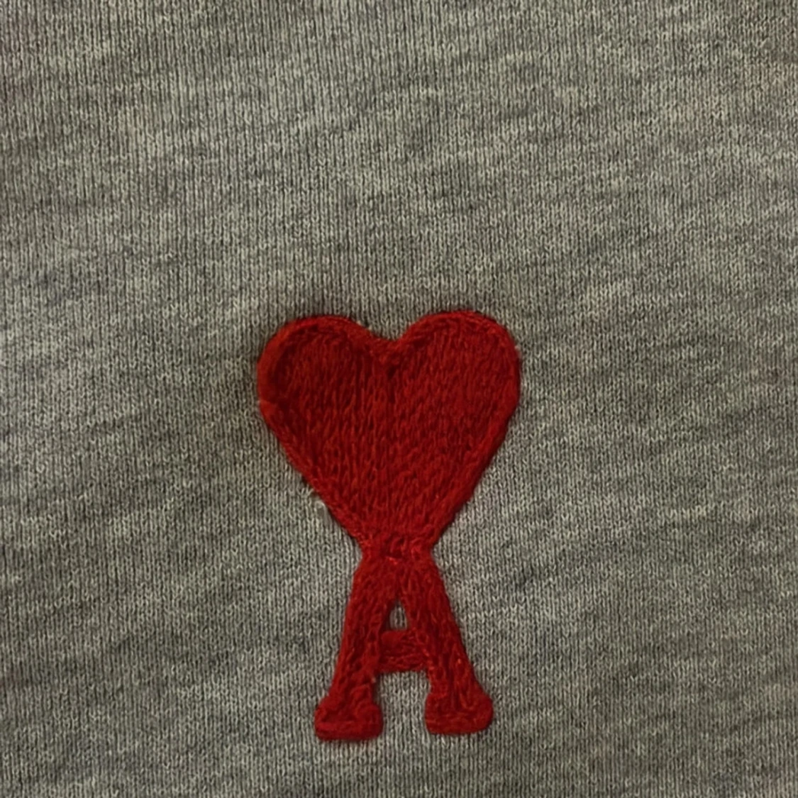 Grå sweatshirt från Ami Paris - 1