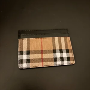 Korthållare  - Helt ny och oanvänd. 