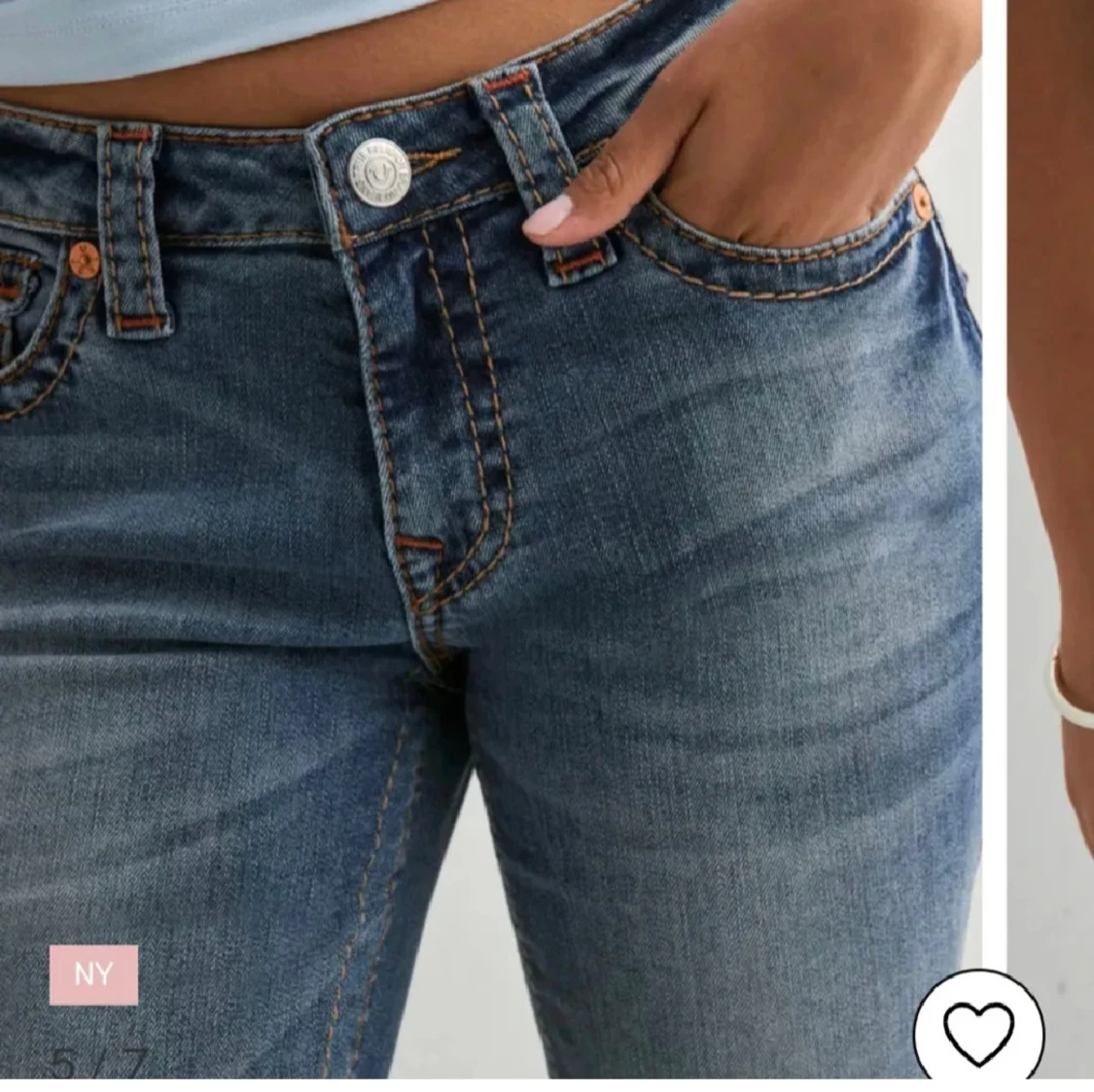 Blå bootcut jeans från True Religion - 2
