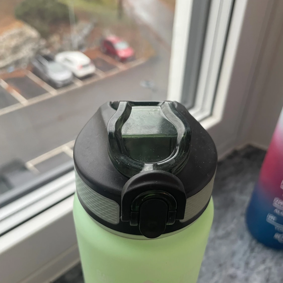 Vattenflaska med tidsmarkeringar - 2