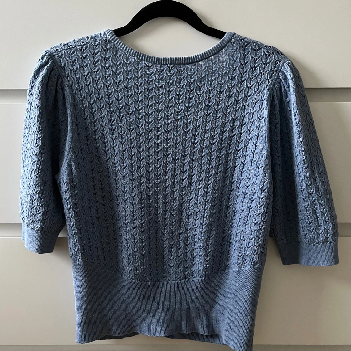 Blå stickad kofta från KappAhl - 3