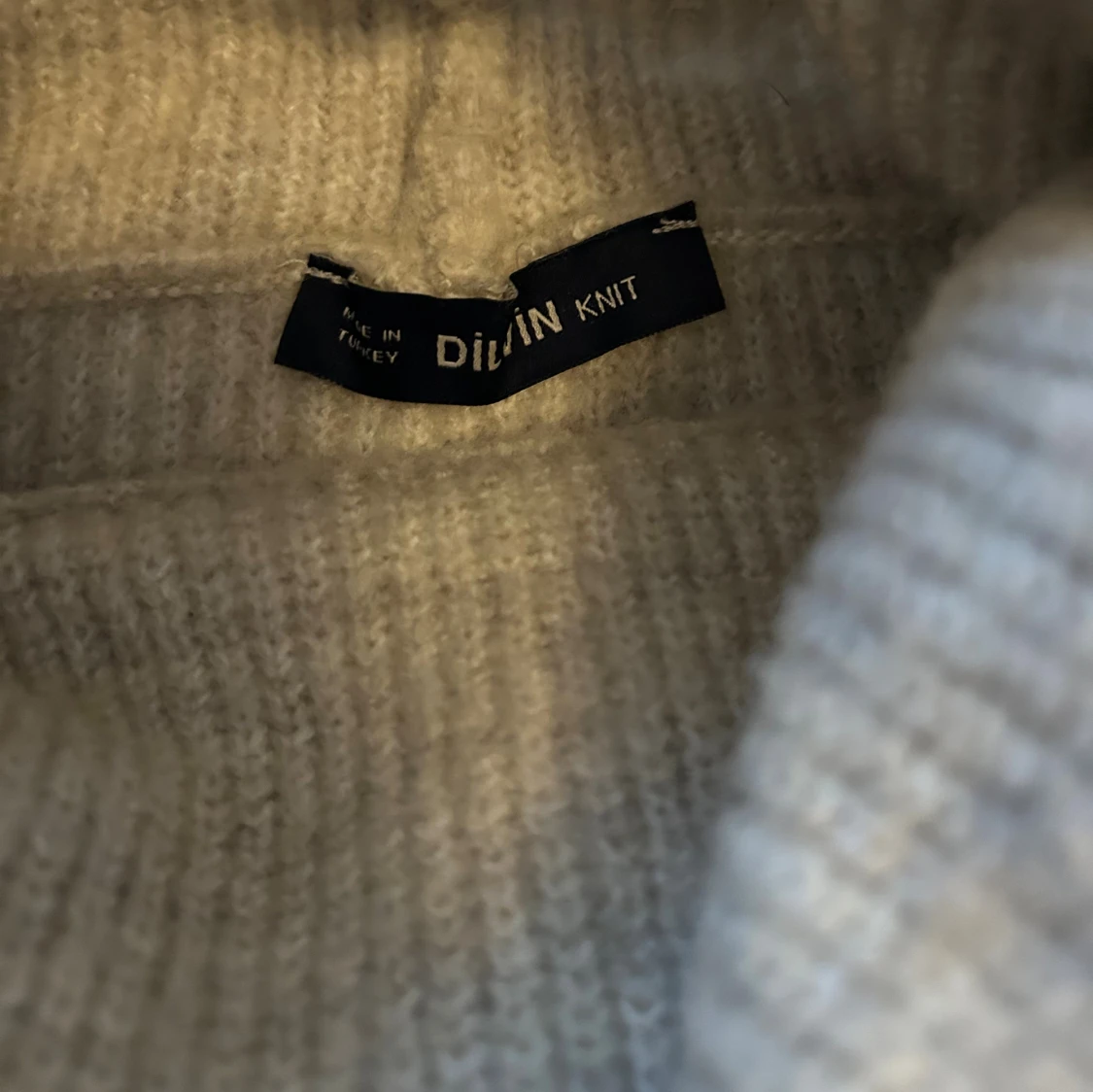  Ny Ljusgrå polotröja från Dilvin Knit - 3