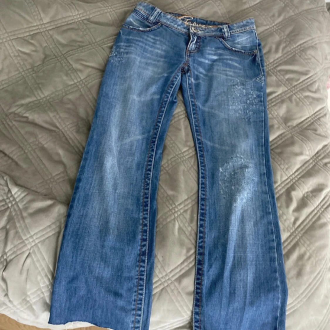 Blåa wide jeans från Chiappetta
