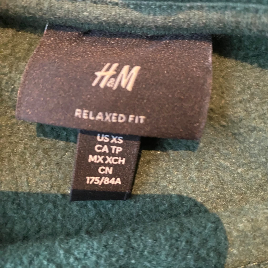 Grön sweatshirt från H&M  - 2