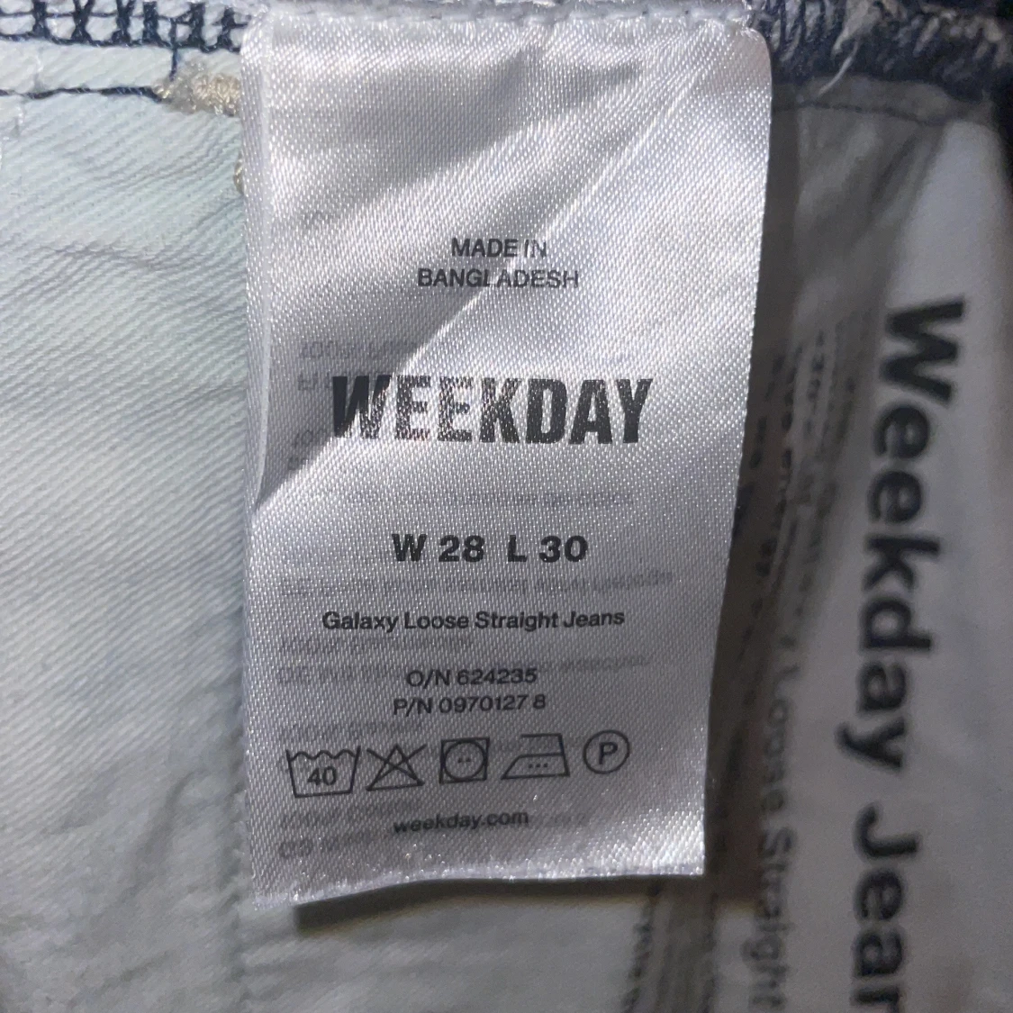 Weekday Galaxy Loose Straight Jeans blå - 4